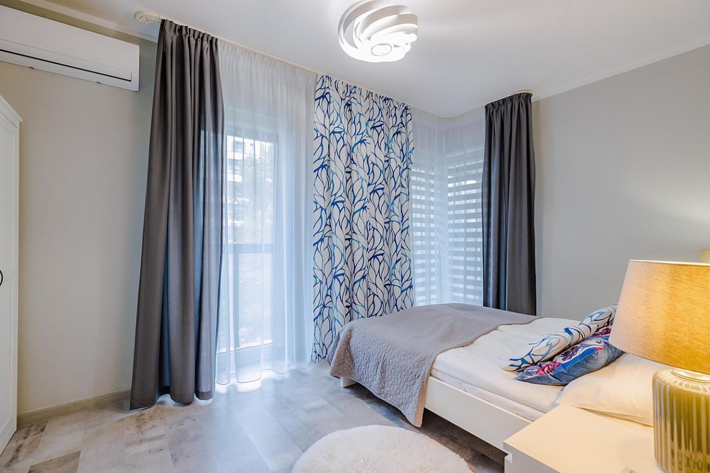 Family Apartment Zoliborz By Noclegi Renters Warszawa Exteriör bild